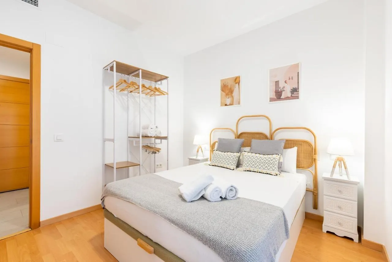 Wintowinrentals Superb New-Look Apartment Málaga