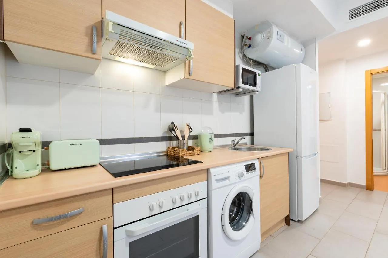 Wintowinrentals Superb New-Look Apartment Málaga